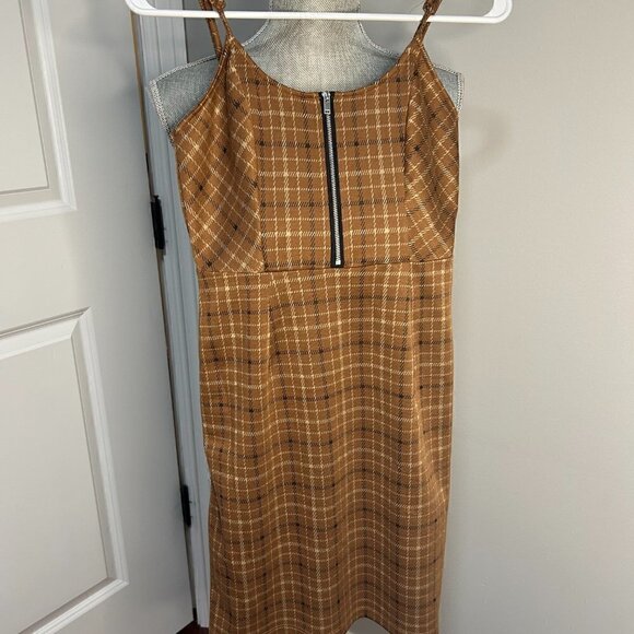 Women's Brown and Beige Plaid Dress Size XS (1) NWT - Picture 2 of 3